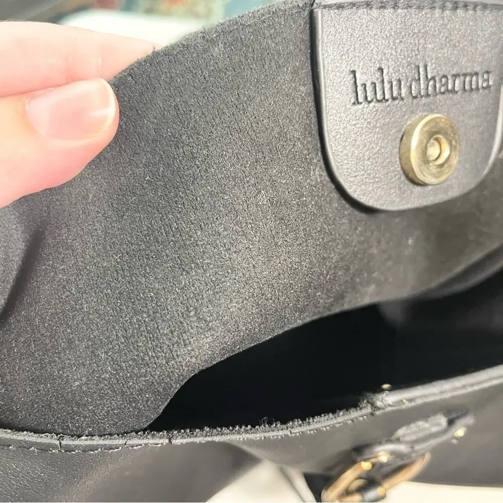 Lulu Dharma Womens Leather Tasseled Shoulder Handbag Bucket‎ Bag Black One Size
